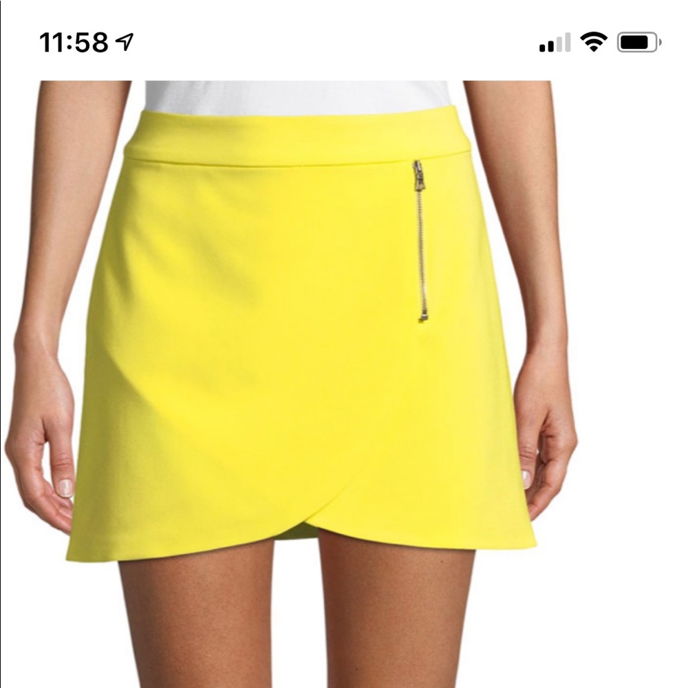 Alice and Olivia BRAND NEW WITH TAGS! Mini skirt